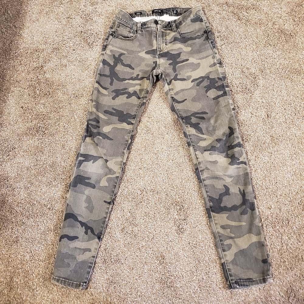 COPY - Miss me camo jeans